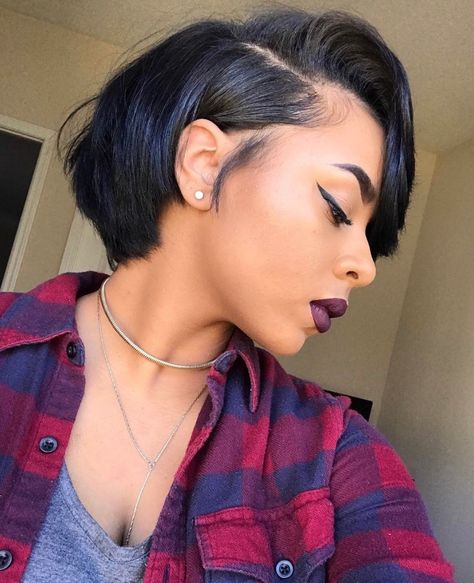 Black Hair Hairstyles, Black Women Short Hairstyles, Dunner Wordend Haar, Short Hair Black, Really Short Hair, Braided Hairstyle, Short Black Hairstyles, Relaxed Hair, Hairstyles For Black Women