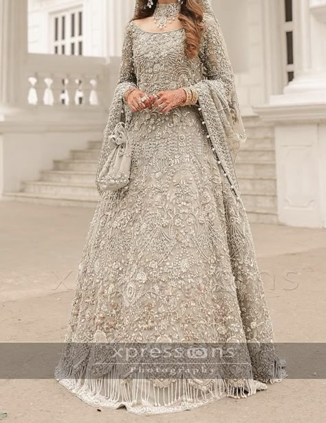 Waleema Dress, Nikkah Brides, Valima Bride, Walima Dresses, Pakistani Bridal Lehenga, Asian Dresses, Pakistani Bridal Dress, Bridal Lengha, Red Bridal Dress