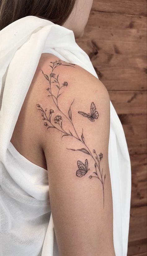 Feminine Shoulder Tattoos, Tato Paha, Feminine Nature, Around Arm Tattoo, Tato Minimal, Butterfly Tattoo On Shoulder, Floral Tattoo Shoulder, Tattoo Quotes For Women, Bat Tattoo