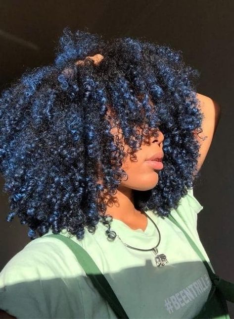 21 Sumptuous Blue Hair Highlights for Women – HairstyleCamp Hair Growth Formula, Dyed Curly Hair, Pelo Afro, Dyed Natural Hair, Natural Hair Inspiration, Natural Hair Tips, Natural Hair Journey, Natural Curls, Aesthetic Hair