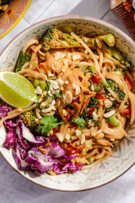 Peanut noodles bowls – Life in the South Peanut Chicken Noodle Bowl, Gluten Free Peanut Noodles, Peanut Tofu Noodle Bowl, Tofu Rice Noodle Bowl, Peanut Butter Rice Noodle Recipes, Peanut Rice Noodles, Peanut Noodle Bowl, Noodle Bowl Recipes, Peanut Butter Salad