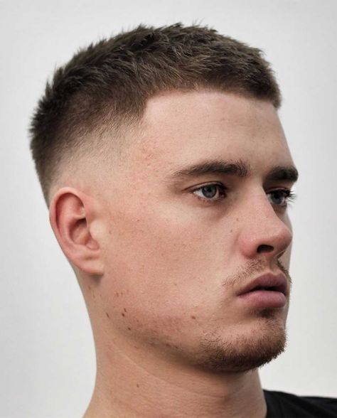 The Coolest Military Haircuts for Men #militaryhaircut #armyhaircut #buzzcut #crewcut #flattop #highandtight #quiff Men’s Summer Hairstyles, Army Cut, Marine Haircut, Army Haircut, Military Haircuts Men, Hairstyle Boy, Crew Cut Haircut, Military Hair, Men Fade Haircut Short