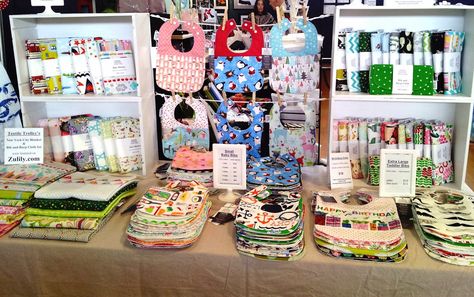 Blanket Display Craft Show | Thanks goodness my handy dandy helper captured it. Blanket Vendor Display, Sewing Vendor Booth, Quick Easy Crafts, Bib Display, Baby Store Display, Blanket Display, Craft Stall Display, Craft Fair Booth Display, Stall Display