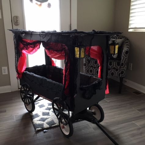 Witch Wagon Halloween, Diy Hearse Halloween, Coffin Wagon Halloween, Coffin Stroller Costume, Wagon Halloween Costumes Diy, Decorating Wagon For Halloween, Halloween Hearse Carriage, Diy Halloween Wagon Ideas, Halloween Decorated Wagon