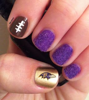 Baltimore Ravens Nails - Week 15 - Fuzzy Purple Ravens Nails, Baltimore Ravens Nails, Super Bowl Nails, Nfl Nails, Football Nail Designs, Football Nail Art, Sports Nails, Football Nails, Perfume Versace