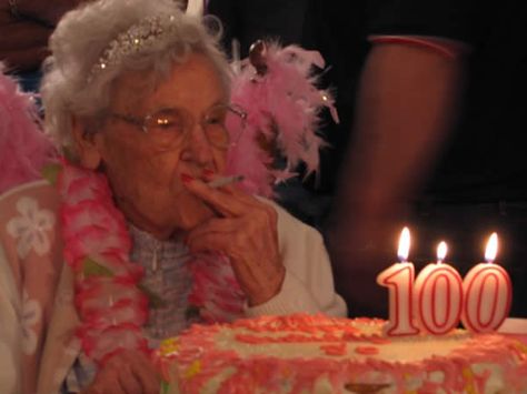 Grandmas Birthday Party, Funny Old People, The Golden Years, Leyte, Grandma Birthday, Birthday Meme, Old Woman, Young At Heart, Birthday Greeting