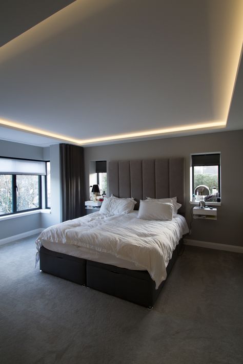 Lights In Bedroom Ceiling, Ambient Bedroom, Cove Lighting Ceiling, Lighting Ideas For Bedroom, House Color Schemes Interior, Sleeping Room Design, Vaulted Ceiling Lighting, Tattoo Modern, Modern Bedroom Lighting