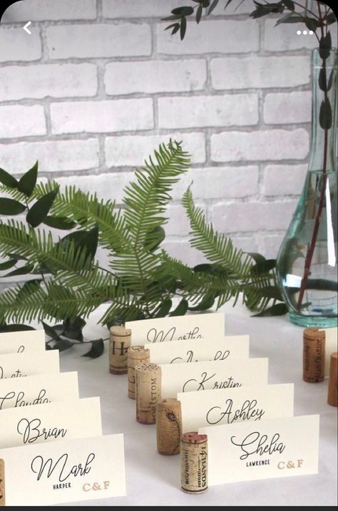 Cork Place Cards, Wedding Table Themes, Wedding Favor Table, Tafel Decor, Wedding Decorations On A Budget, Cork Diy, Wedding Table Decorations, Cute Wedding Ideas, Wedding Diy