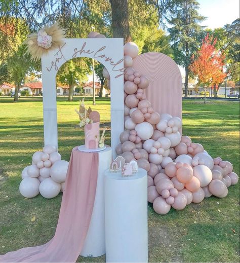 Birthday Stand Ideas, Happy Birthday To My Sister, Party Rentals Business, Decoration Buffet, Classy Baby Shower, Baby Mini Album, Happy Birthday Backdrop, Idee Babyshower, Baby Announcement Pictures