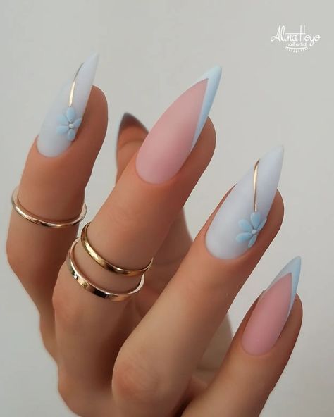 Alina Hoyo Nail Artist | I love these soft colors for my designs 😍😍 I used Build-a-Base Milky Pink to built and on top I used gelpolish 246 from Ugly Duckling… | Instagram Glittery Nails, Pink Nail Art, Blue Nail, Nagel Inspo, Cat Kuku, Elegant Nails, Chic Nails, Fancy Nails, Dope Nails