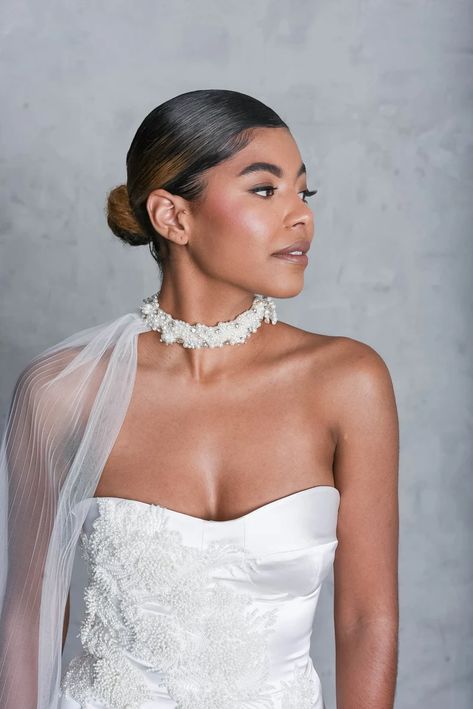 Beautiful modern bridal choker necklaces to love Wedding Choker Necklace, Tulle Cape, Veil Length, Pleated Tulle, Beautiful Veil, Choker Dress, Bridal Choker, Wedding Cape, Bridal Cape