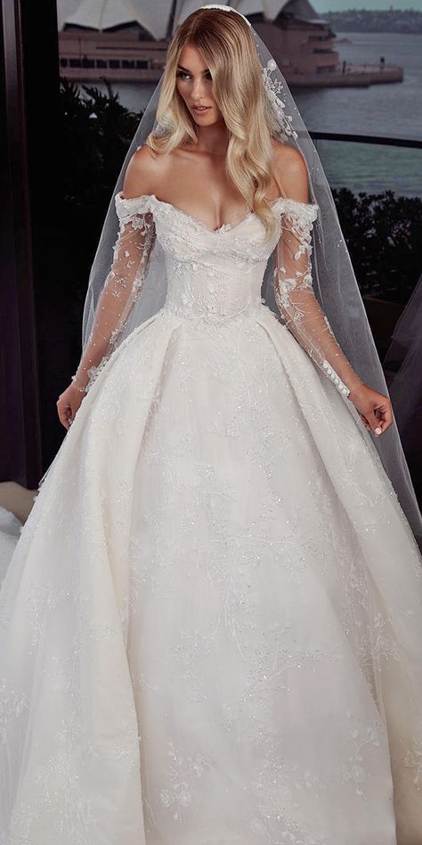 Bridal Gowns With Sleeves Never Fails To Impress Disney Fairytale Wedding Dress, Wedding Dress And Veil, Fairy Tale Wedding Dress, Wedding Dress Guide, Pretty Wedding Dresses, Cute Wedding Dress, Dream Wedding Ideas Dresses, Princess Wedding Dresses, Barbara Palvin