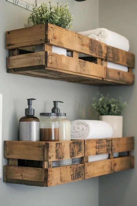 Pallet wall decor