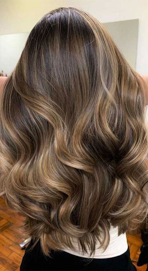 Dark Blonde And Brown Balayage, Light Brown Into Blonde Balayage, Brown To Blonde Balayage Subtle, Ashy Auburn Balayage, Balayage Babylights Brunette, Brown To Balayage Blonde, Subtle Balayage Brown Hair, Balayage Hair Back View, Hair Dye For Light Brown Hair