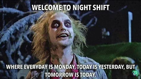 Zombiemodus. Germany Cna Humor, Night Shift Humor, Working Night Shift, Medical Memes, Nursing Fun, Night Shift Nurse, Workplace Humor, Halloween Memes, Nursing Memes