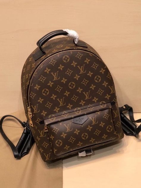 Luis Vuitton Backpacks, Lv Bag Collection, Louis Vuitton School Bag, Designer Mini Backpack, Louis Backpack, Luis Viton, Mochila Chanel, Mochila Louis Vuitton, Backpacks Luxury