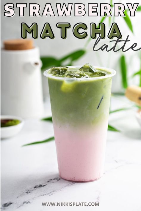 ICED STRAWBERRY MATCHA LATTE RECIPE; made with coconut milk, match powder and strawberry puree! Starbucks copycat but better! Iced Strawberry Matcha Latte, Matcha Latte Aesthetic, Refreshing Drinks Alcohol, Strawberry Matcha Latte, Matcha Drink Recipes, Homemade Coffee Drinks, Matcha Green Tea Recipes, Strawberry Matcha, Matcha Latte Recipe