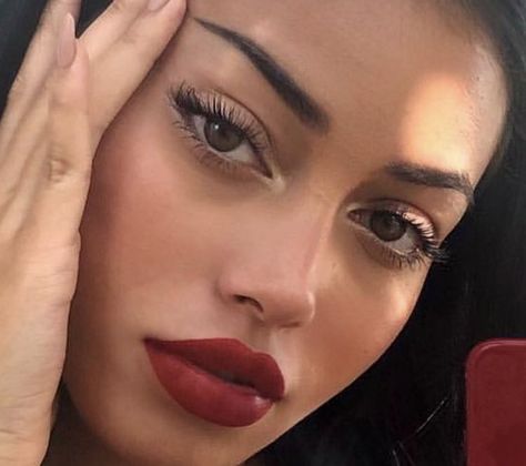 Wine Red Lipstick, Maybelline Super Stay Vinyl Ink, Tony Stark Steve Rogers, Red Lipstick Makeup Looks, Feminine Makeup, Red Lipstick Makeup, Perfect Nose, Cindy Kimberly, Dark Feminine Aesthetic