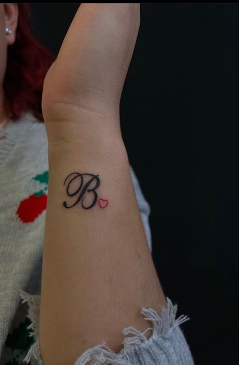 K And S Tattoo, D Tattoos, Tattoo Idea For Boyfriend, Cute Womens Tattoos, B Initial Tattoo Ideas, B Heart Tattoo, Bf Tattoo Ideas, Mexican Hand Tattoos, Tiny Letter B Tattoo