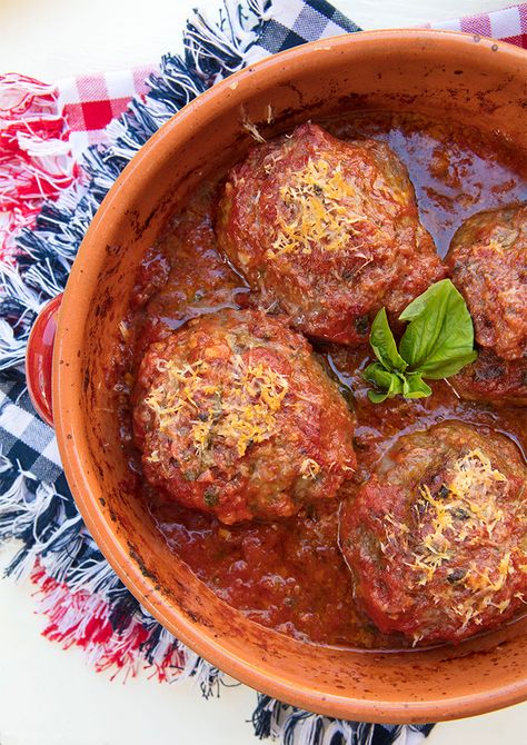 Large Italian Meatball Recipes, Large Italian Meatballs, Large Meatball Recipes, Jumbo Meatballs, Giant Meatball Recipe, Meet Balls, Large Meatballs, Giant Meatballs, Pink Pasta