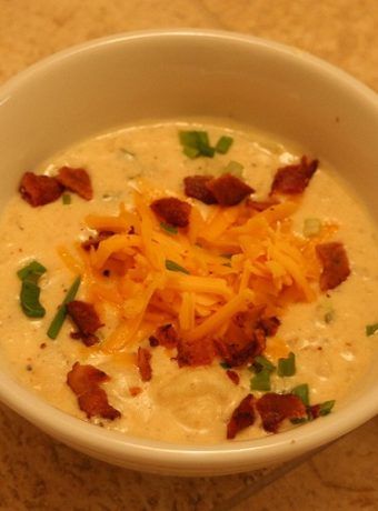 O Charleys Potato Soup Recipe, Ocharleys Potato Soup, Cheesy Baked Potato Soup, Loaded Potato Soup Recipe, Baked Potato Soup Recipe, Cheesy Potato Soup, Potato Soup Easy, Loaded Potato Soup, Easy Dinner Recipes Crockpot