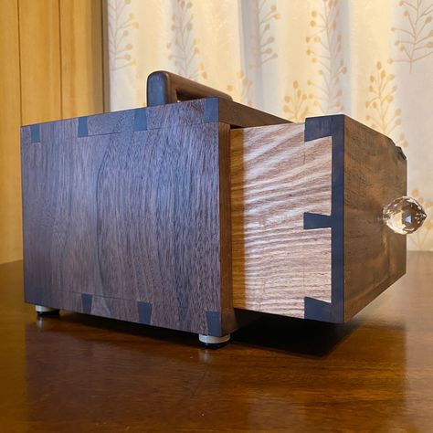 Dovetail Box, Bandsaw Box, Slab Table, Woodworking Magazine, Cnc Design, Built In Furniture, Aroma Oil, Popular Woodworking, Shop Storage