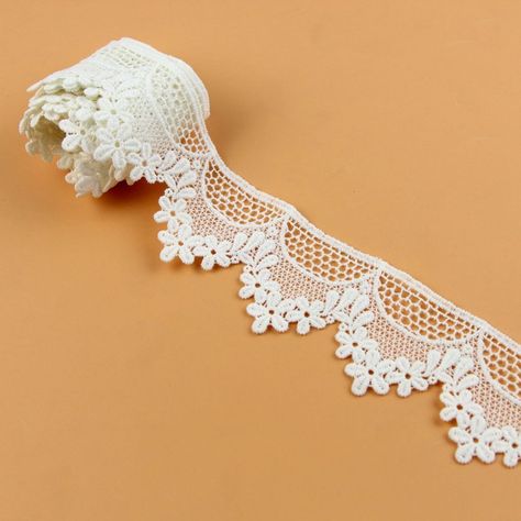 Creative & Elegant Crochet Laces/Beautiful handmade laces #crochetlace Fall Crochet Projects, Diy Lace Trim, Crochet Pour Halloween, Lace Fabric Diy, Diy Crochet Patterns, Bridal Gift Wrapping Ideas, Crochet Lace Pattern, Diy Embroidery Patterns, Crochet Decoration