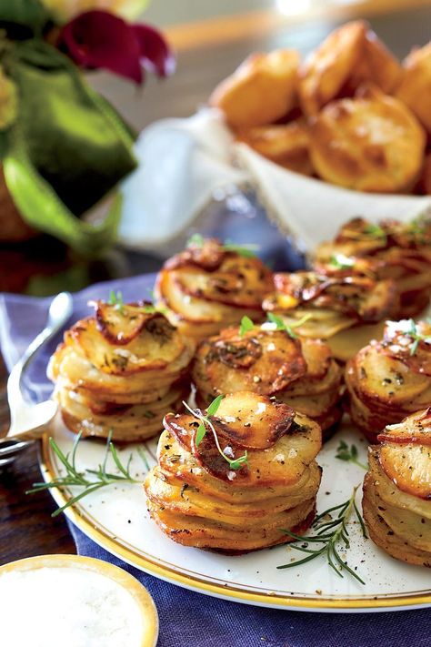 Our Best Recipes for Celebrating Christmas in the South: Herbed Potato Stacks Recipe Side Dishes Veggies, Potato Stacks Recipes, Thanksgiving Recipes Side Dishes Veggies, Muffin Pan Recipes, Herbed Potatoes, Recipes Side Dishes, Vegetarian Thanksgiving Recipes, Barbecue Sides, Potato Stacks