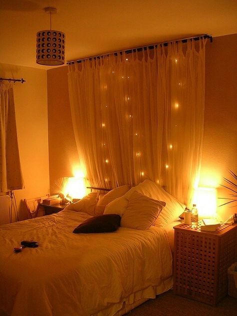 Dim lighting Headboard Curtains, Hiasan Bilik Tidur, Hiasan Bilik, Diy Casa, Bilik Tidur, Romantic Bedroom, Diy Headboard, Design Del Prodotto, Design Case