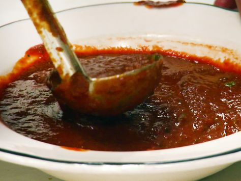 Lucky Devils Diablo Sauce:Ingredients 1 habanero pepper 1 jalapeno pepper 1/2 pasilla pepper One 14 1/2-ounce can whole peeled tomatoes 1/8 cup chili paste 4 teaspoons soy sauce 1 1/2 teaspoons brown sugar 1/4 teaspoon cayenne pepper 1/4 teaspoon ancho chili powder 1/4 teaspoon California chili powder 1/4 teaspoon paprika 2 teaspoons chopped fresh cilantro 1/2 lime, squeezed Diablo Sauce Recipe, Diablo Sauce, Mexican Salsa Recipes, Mexican Sauce, Bbq Sauces, Hot Sauce Recipes, Wing Sauce, Trending Recipes, Cooking Channel