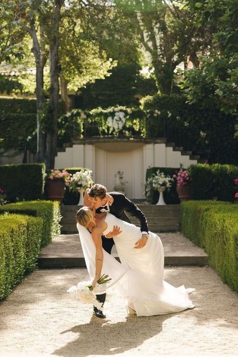 Aisle Dip Kiss, Classic Hollywood Wedding, Rhys Larsen Twisted Games, Hollywood Wedding Dress, Classic Wedding Theme, Classic Wedding Themes, Magical Love, Bridal Bun, Wedding Portrait Poses