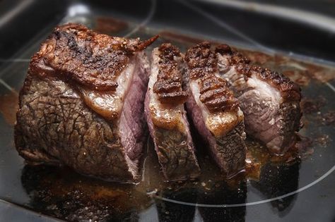 Brisket In Roaster Oven, Cooking Brisket, Slow Cooker Brisket Recipes, Roaster Oven Recipes, Roaster Recipes, Tender Brisket, Electric Roaster, How To Cook Brisket, Slow Cooker Brisket