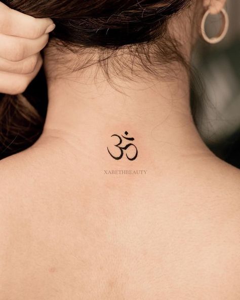 Ohm Sign Tattoo, Aum Sign Tattoo, Ohm Tattoo Small, Ohm Tattoo Women, Om Sign Tattoo, Om Tattoo Design Women, Ohm Tattoo Design, Ohm Symbol Tattoo, Om Tattoo Small