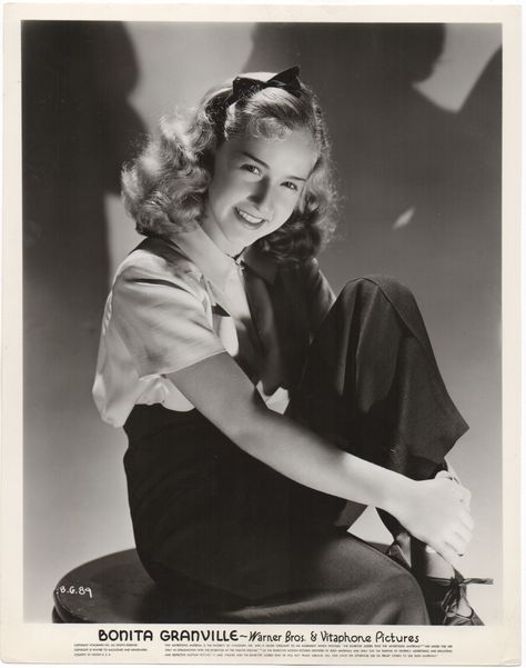 Bonita Granville Bonita Granville, Vintage Actresses, Retro Beauty, Hooray For Hollywood, Old Hollywood Stars, Child Actresses, Actrices Hollywood, Nancy Drew, Old Hollywood Glamour