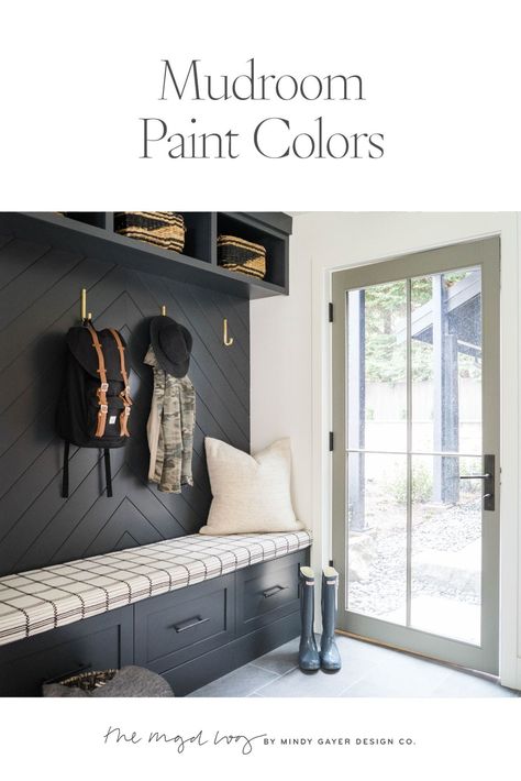 Mudroom Paint, Mudroom Paint Color, Small Entrance Halls, Small Mudroom Ideas, Mud Room Entry, Small Entrance, Mudroom Ideas, Mudroom Entryway, Mudroom Decor