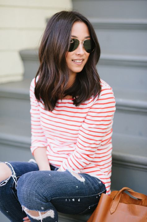 If I were to cut my hair, this is exactly what I would do... maybe once I lose all of my baby weight... Very Long Bob, Bob Hairstyles Medium, Longbob Hair, Lob Haircut, Haircut Inspiration, Mid Length Hair, Destroyed Jeans, Winter Hairstyles, Medium Hair Cuts