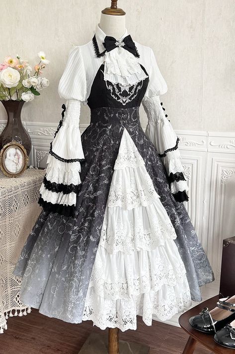 Halloween Theme Dress, Black Dress With White Accents, Black And White Victorian Dress, Victorian Dress Design, Egl Fashion Gothic, Witch Dress Drawing, Victorian Dresses Aesthetic, Gothic White Dress, Long Maid Dress