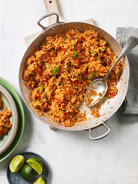 Spicy Mexican Rice, Vegan Rice Dishes, Best Rice Recipe, Veggie Fajitas, Mexican Rice Recipe, Mexican Rice Recipes, Spicy Rice, Vegan Rice, Quick Vegetarian Meals