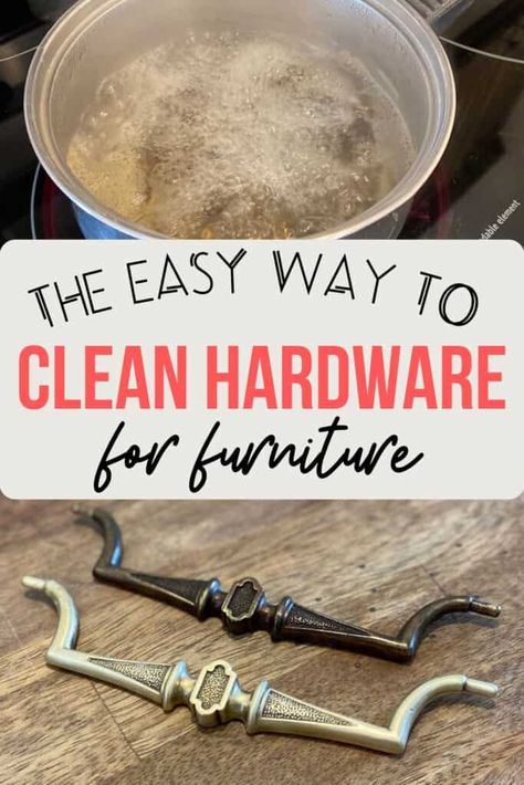 Clean Dresser, Clean Furniture, Farmhouse Thrift Store Makeovers, Refurbishing Furniture, Dresser Hardware, Restoring Old Furniture, Cleaning Cabinets, Clean Kitchen Cabinets, Diy Dresser Makeover