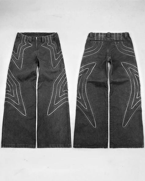 PXX-031 Pants (SAMPLE) | Instagram Pant Art Ideas, Baggy Jeans Design Ideas, Y2k Pants Diy, Pants Graphic Design, Custom Baggy Jeans, Baggy Pants Design, Baggy Jeans Design, Jeans Sketch, Pants Mockup