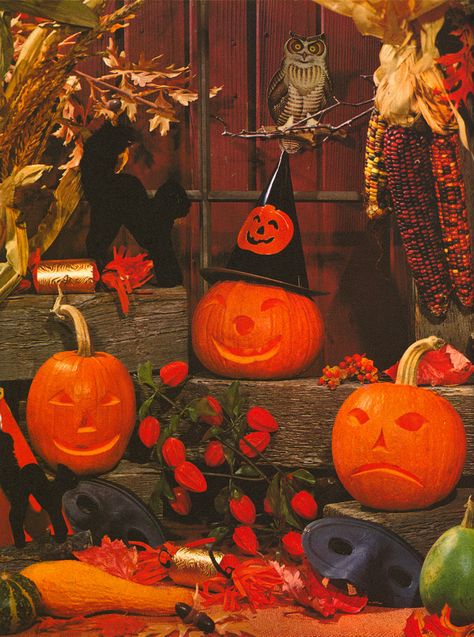 Halloween Funnies, Doodles Halloween, Vintage Halloween Images, Whimsical Halloween, Vintage Autumn, Halloween Decorating, Halloween 1, Halloween 2, Halloween Haunted Houses