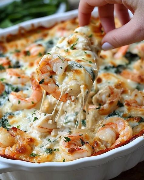 Rich And Creamy Shrimp And Crab Dip, Shrimp And Crab Spinach Artichoke Dip, Creamy Shrimp And Crab Spinach Dip, Shrimp And Crab Spinach Dip, Seafood Spinach Dip, Crab And Shrimp Dip, Crab And Spinach Dip Recipe, Crab Spinach Dip, Shrimp And Crab Dip