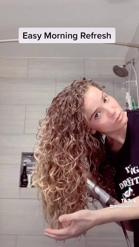 - Check more at https://howcandothis.com/hairstyleideas/101683/ How To Style Curly Hair In The Morning, Morning Hair Routine Curls, Diy Curl Refresher, How To Refresh Your Curls, Refresh Day 2 Curls, Wavy Hair Morning Routine, How To Revive Curly Hair In The Morning, How To Refresh Curls In The Morning, How To Fix Curly Hair In The Morning