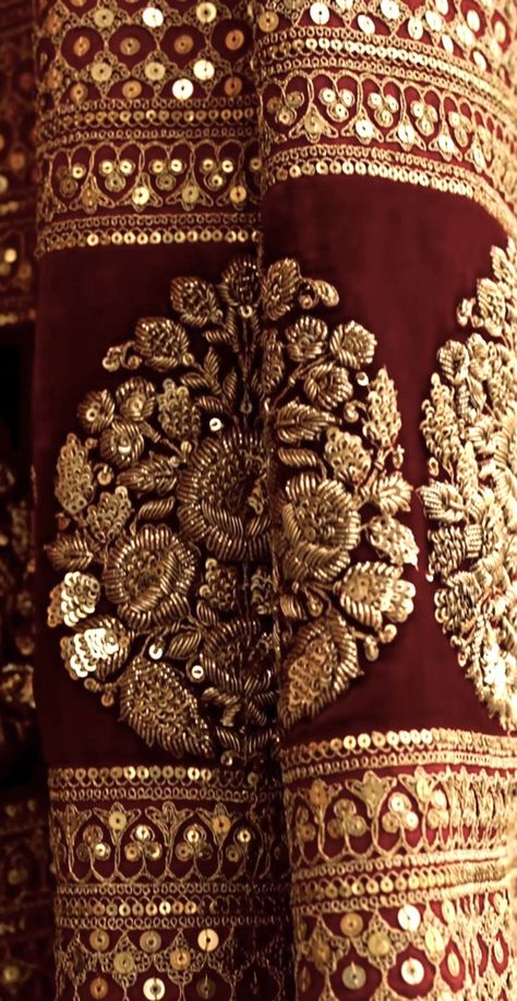 Sabyasachi Work Embroidery, Marodi Work Lehenga, Zardosi Embroidery Lehenga, Sabyasachi Embroidery Details, Cross Stitch Patterns Bookmarks, Cross Stitch Patterns Beginner, Brenda Gervais Cross Stitch, Sabyasachi Embroidery, Zardozi Embroidery Designs