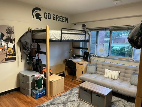 Michigan State University Dorm, Msu Dorm, Dorm Planning, College Dorm Room Inspiration, Dream Dorm Room, University Dorm, University Dorms, Dream Dorm, College Dorm Room Decor