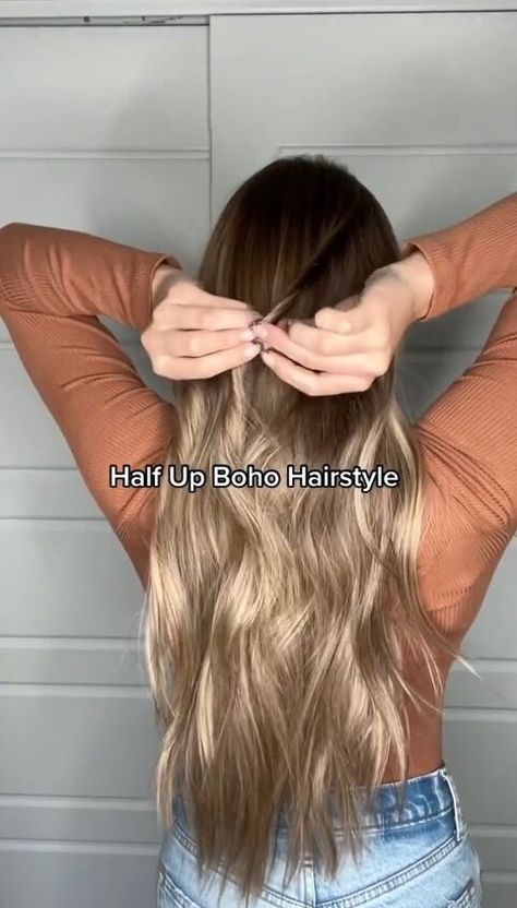 This guide shares a half-up boho hairstyle. Learn a cute summer hairdo in this quick post. Summer Hairdos, Boho Hairstyle, Twist Hairstyles, Half Up, Summer Looks, Hair Tutorial, Bobby Pins, Braids, Twist