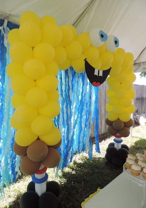 Sponge Bob and Friends Birthday Party Ideas | Photo 1 of 17 | Catch My Party Friends Birthday Party Ideas, Spongebob Birthday Party Decorations, Birthday Decoration Ideas, Friends Birthday Party, 25th Birthday Cakes, Spongebob Birthday Party, Shark Themed Birthday Party, سبونج بوب, 25th Birthday Parties