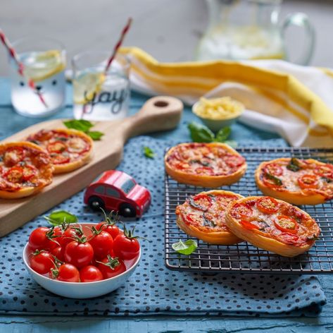 Mini Puff Pastry Pizzas | Annabel Karmel Mini Puff Pastry, Quick Easy Family Meals, Mini Pastry, Puff Pastry Pizza, Pastry Pizza, Baby Meals, Pastry Cook, School Recipes, Baby Recipes