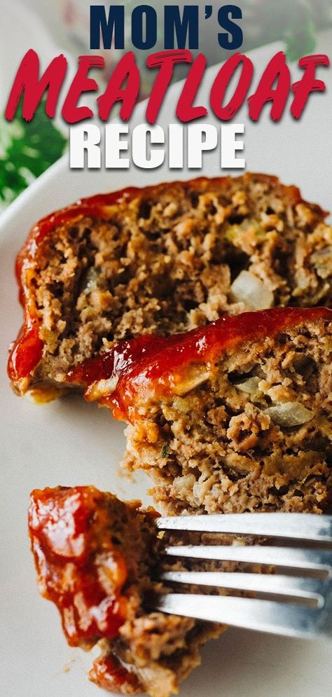 If you're looking for a classic meatloaf recipe with a ketchup and Worcestershire sauce, this is it! My mom and has been making this recipe for years. It makes the best, tender, moist meatloaf. Perfect for Sunday dinner! #meatloaf #easydinnerrecipes #deliciousfood #bestrecipes Mom's Meatloaf Recipe, Meatloaf Side Dishes, Traditional Meatloaf Recipes, Moist Meatloaf, Traditional Meatloaf, Classic Meatloaf Recipe, Good Meatloaf Recipe, Classic Meatloaf, Best Meatloaf