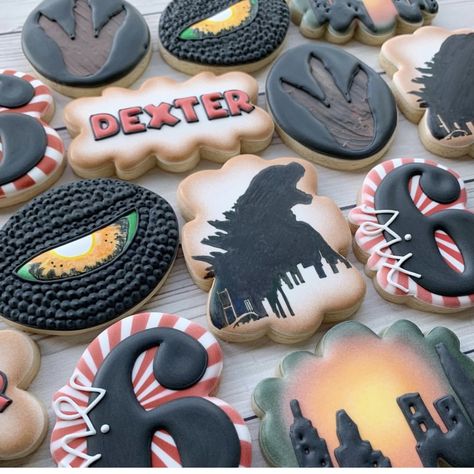 Godzilla Cake Pops, Godzilla Vs King Kong Birthday Party, Godzilla Cookies Decorated, Godzilla Party Decorations, Godzilla X Kong Birthday Party, Godzilla Themed Birthday Party, Godzilla Vs Kong Birthday Party, Godzilla Birthday Party Cake, Godzilla Cupcakes